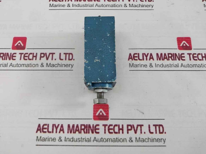 Wabco 3750239200 Pressure Reducing Valve 002 3779