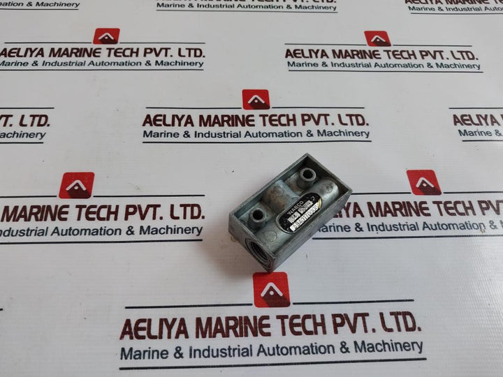 Wabco 5340170000 Pneumatic Shuttle Valve