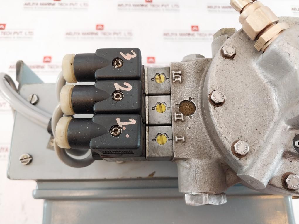 Wabco 546 006 100 0 Explosion-proof Electro-pneumatic Controller 0-20Ma 0-5Bar