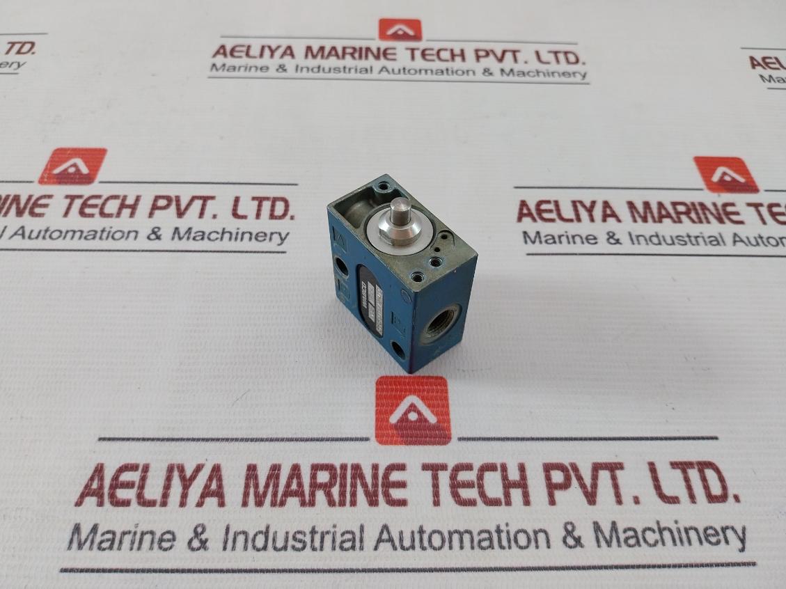 Wabco 5630101240 Push Button Pneumatic Directional Control Valve