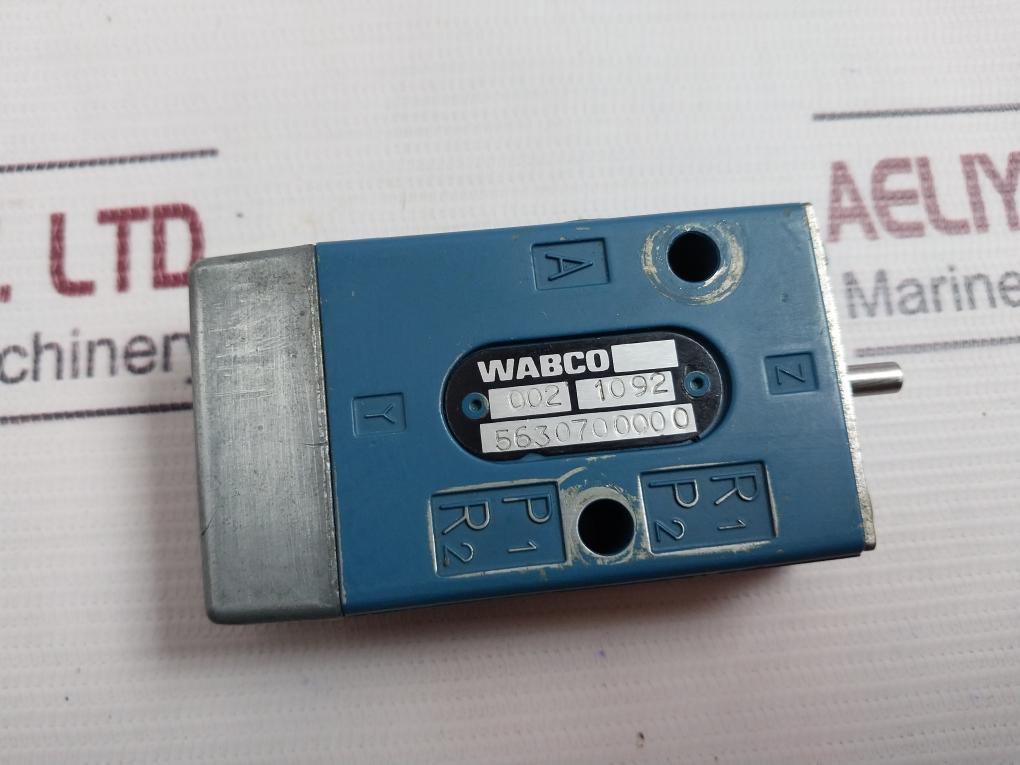 Wabco 5630700000 Directional Control Valve 002 1092