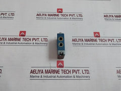 Wabco 5630700000 Directional Control Valve 002 1092