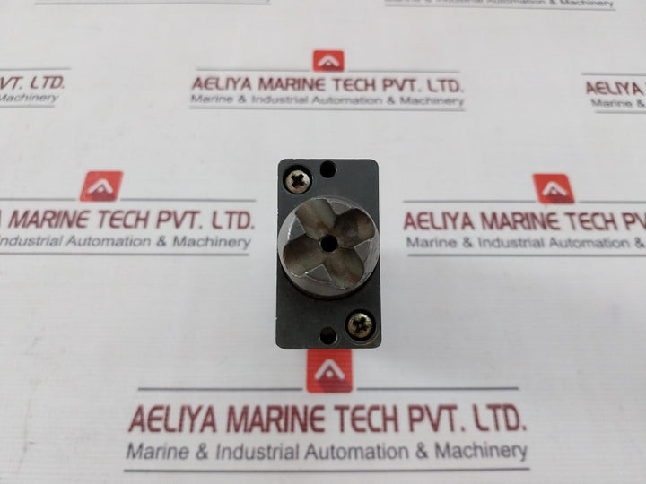 Wabco 5631270000 Directional Control Valve 002