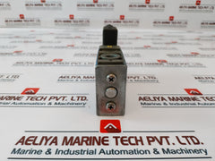 Wabco 5722022220 Solenoid Valve 002 0686