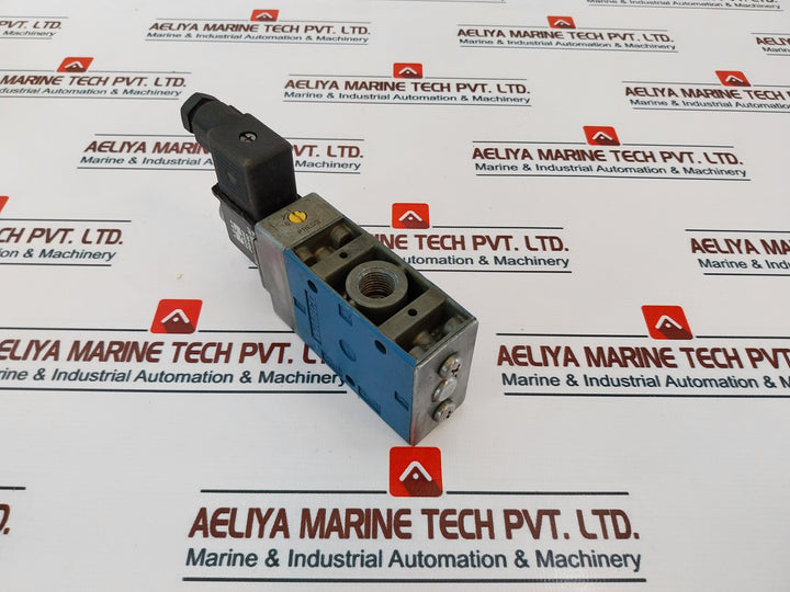 Wabco 5722022220 Solenoid Valve 002 0686