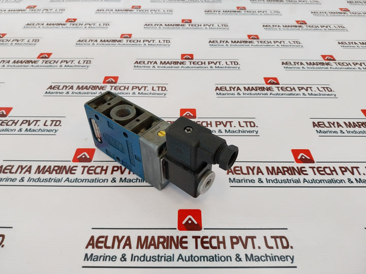 Wabco 5722022220 Solenoid Valve 002 0686