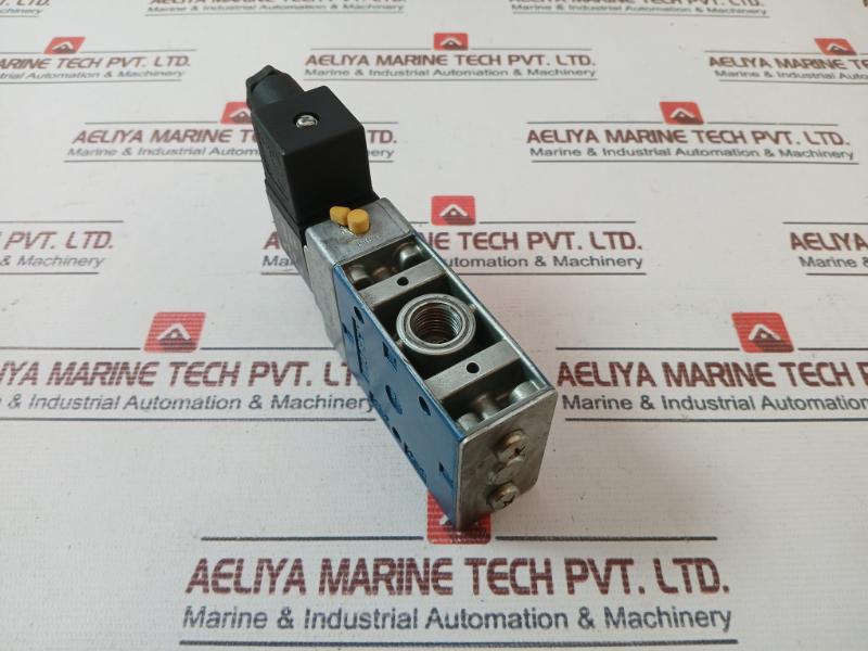 Wabco 5722022220 Solenoid Valve 4488 24V 10Bar Max Pri 016