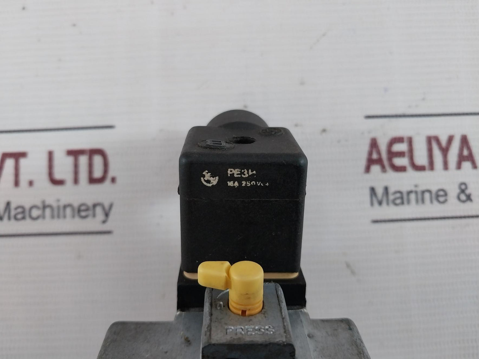 Wabco 572 616 202 0 Pneumatic Valve 187Ma