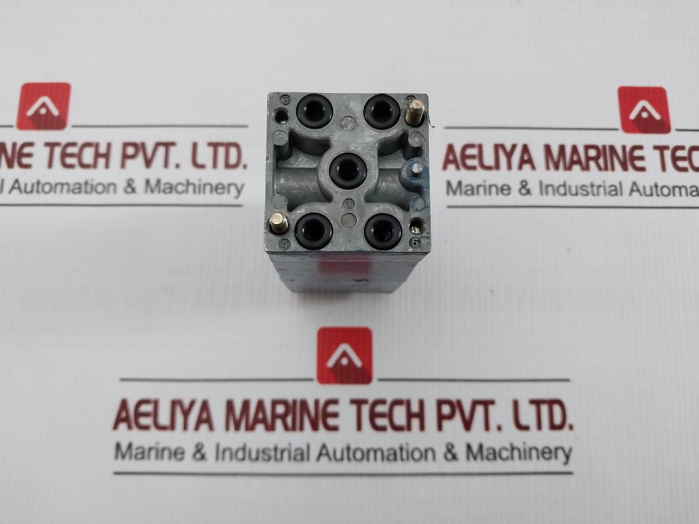 Wabco Pneumatic Directional Valve 371 205 2000