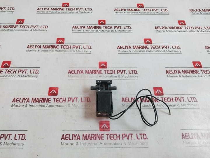 Walbro Sva-12 Solenoid Valve Dc 24V 128