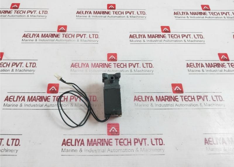 Walbro Sva-12 Solenoid Valve Dc24V