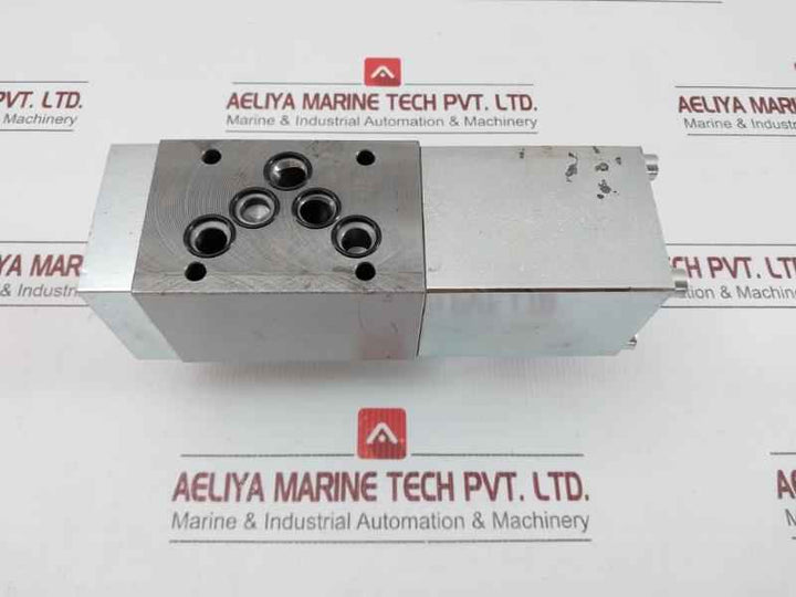 Wandfluh Directional Poppet Valve 24Vdc 160Bar Am32101A