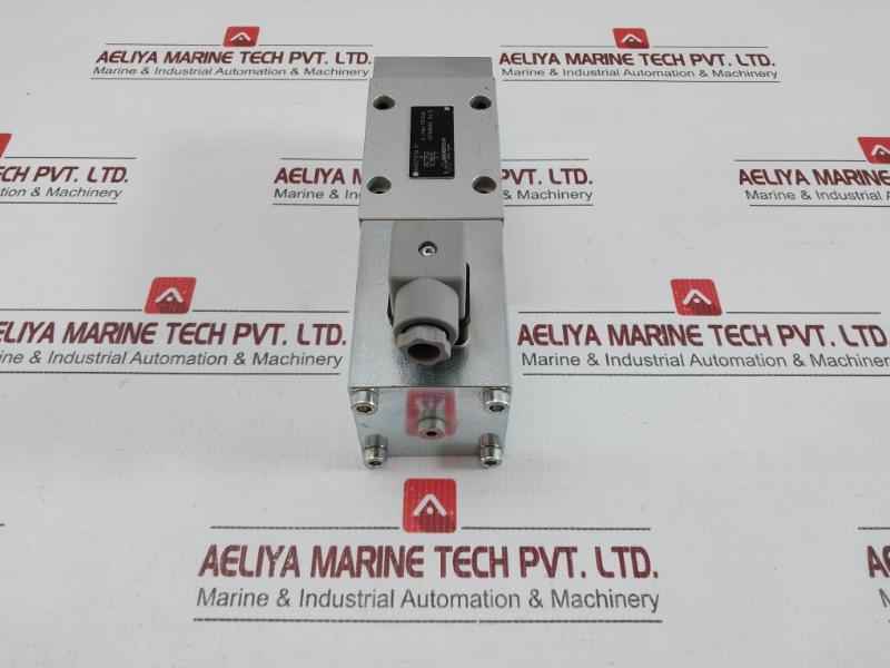 Wandfluh Directional Poppet Valve 24Vdc 160Bar Am32101A