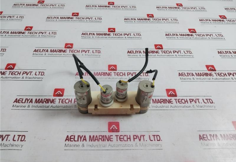 Waters 089M4-s682-24Vdc Valve Manifold And Plate 100T3-s682 079T2-s682