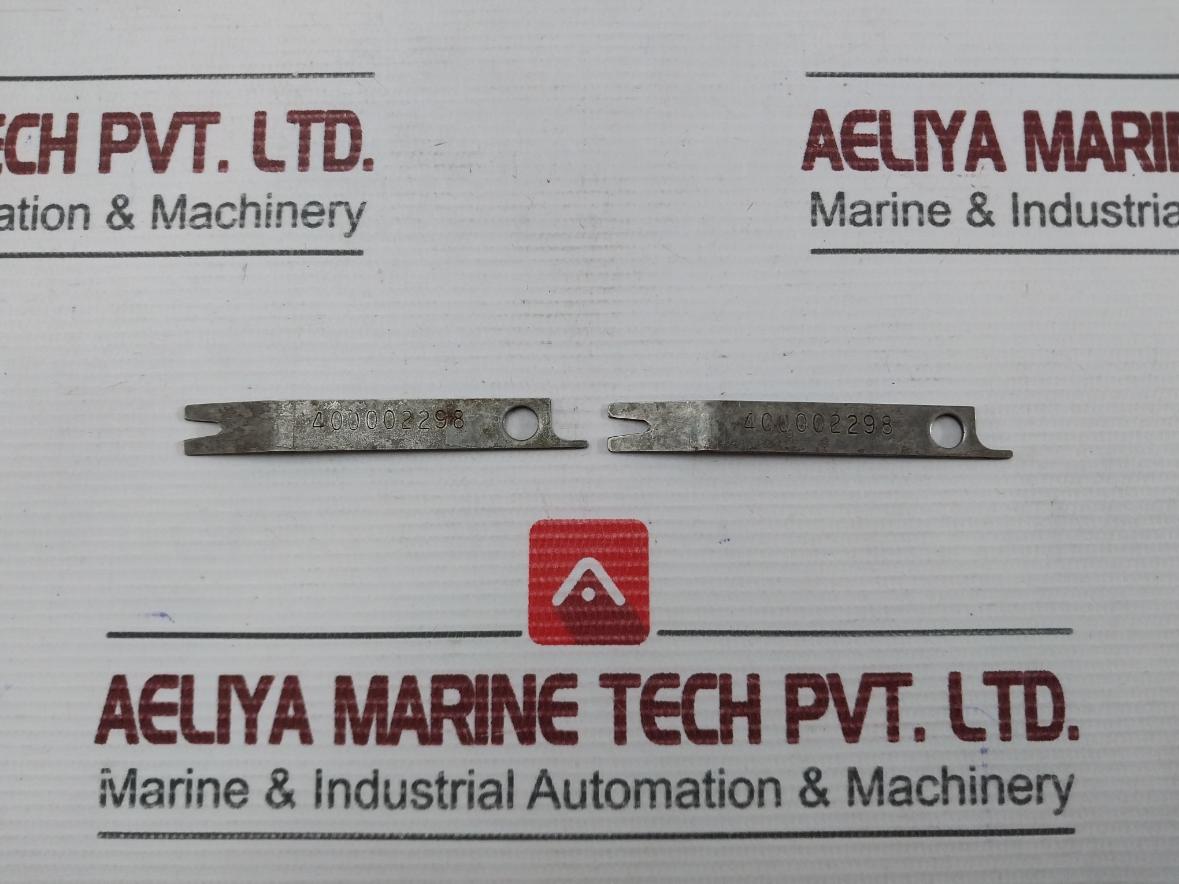 Lot Of 2X 700003170 Collet And Comp Screw Multi-tool Waters