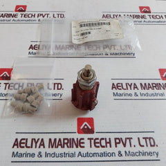 Waters 700007271 1/8” 6 Way Peek Bulkhead Valve