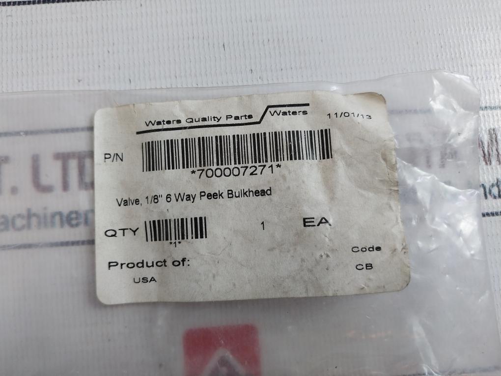 Waters 700007271 1/8” 6 Way Peek Bulkhead Valve