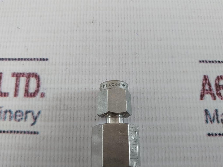 Waters 700007583 1/8” Fnpt – 1/8” Comp Fitting