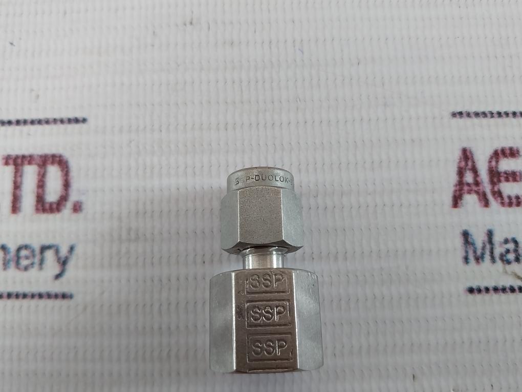 Waters 700007583 1/8” Fnpt – 1/8” Comp Fitting