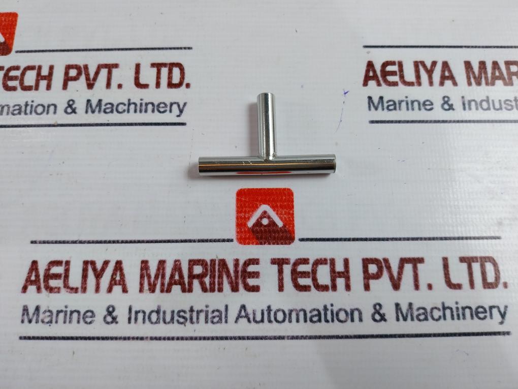 Waters M433292BD1 Welded Tee ¼” O/D X 1/8” I/D 316