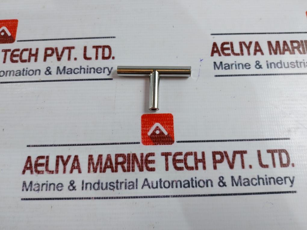 Waters M433292BD1 Welded Tee ¼” O/D X 1/8” I/D 316