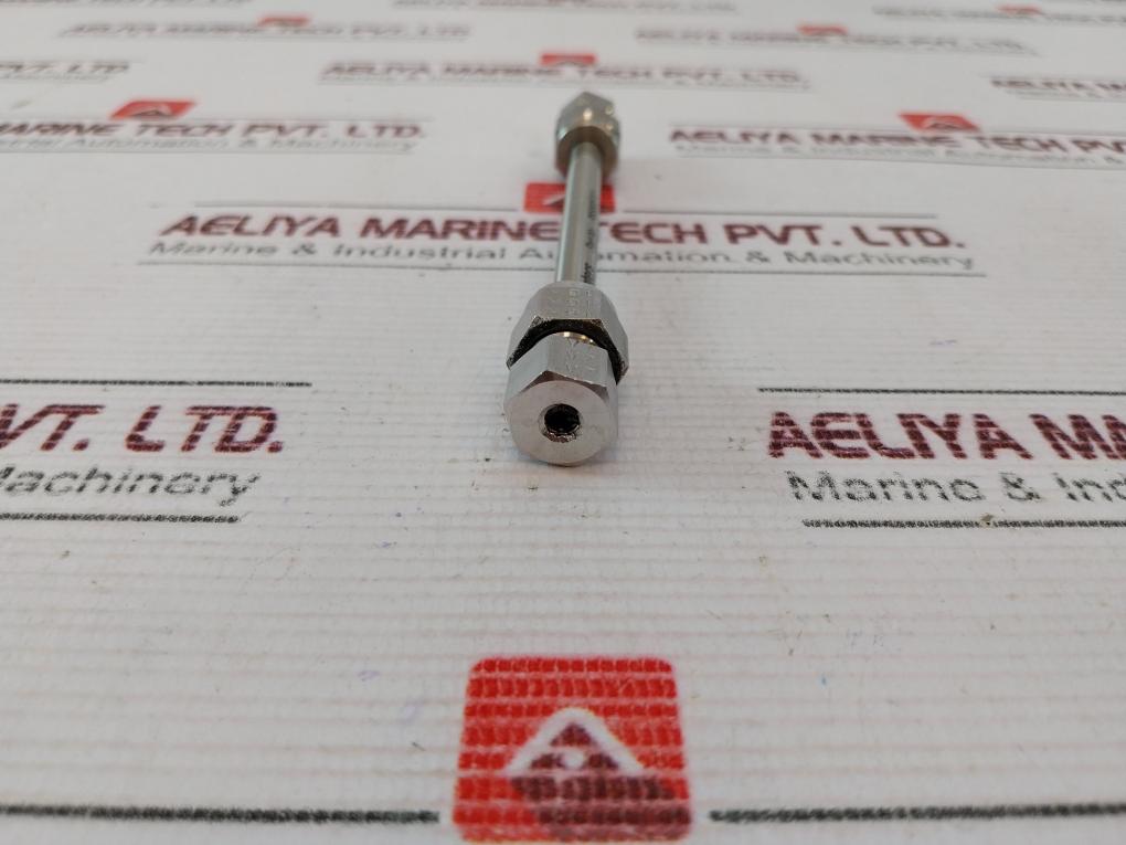 Waters Pss832712 Analytical Column 4.6 X 100Mm