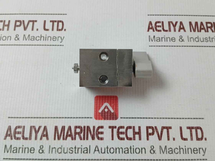 Waters Wat025747 Hplc Refer. Valve Assembly , M6000A Wat025463