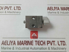Waters Wat025747 Hplc Refer. Valve Assembly , M6000A Wat025463