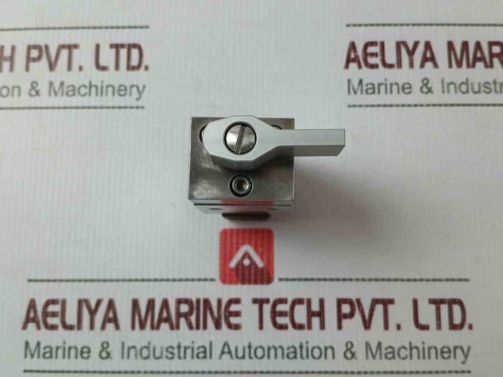 Waters Wat025747 Hplc Refer. Valve Assembly , M6000A Wat025463
