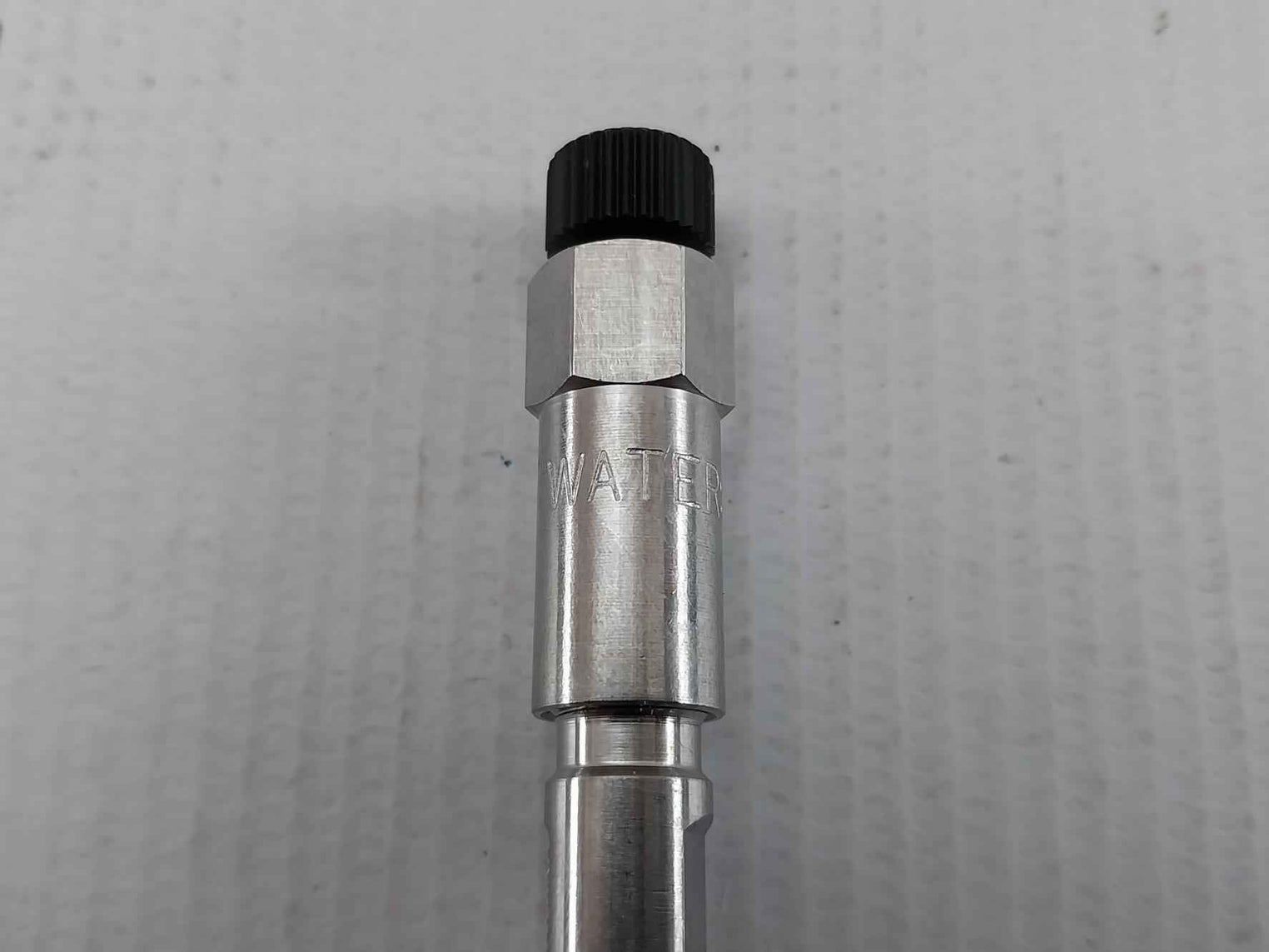 Waters Wat046980 Symmetry Column 3.9 X 150mm Eb703