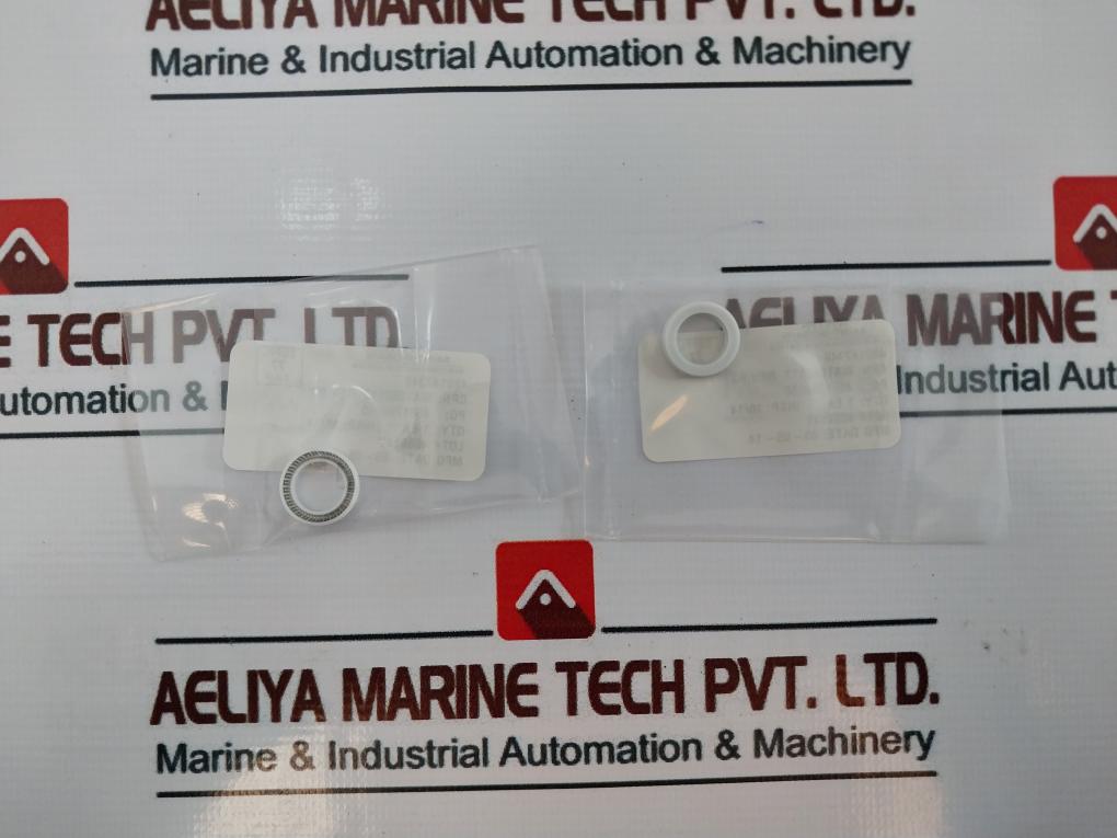 Waters WAT052233 LC2000 Plunger Seal, Teflon O-Ring, Wash Seal, Bearing Kit