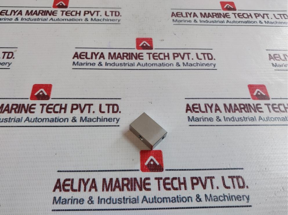 Waters Wat075215 1/16 Comp. Screw Ss Tee Code: Lt