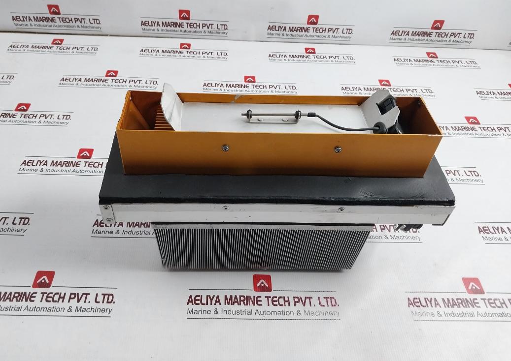 Waters 289001192 Heat/Cooler Engine B823 385150-001