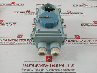 Watertight-Socket-Outlet-With-Interlock-16-20a-6h-200-250v-By-Senko-Guichi-Rl-2-5