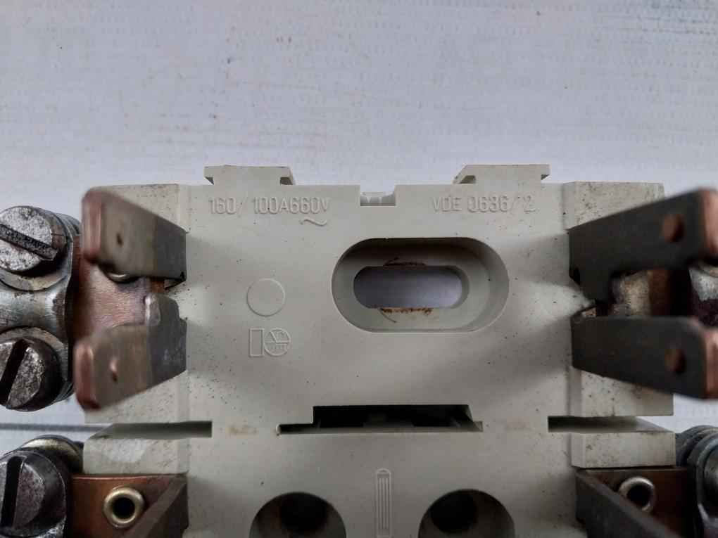 Weber 06-25061 Fuse Block 100A 660V