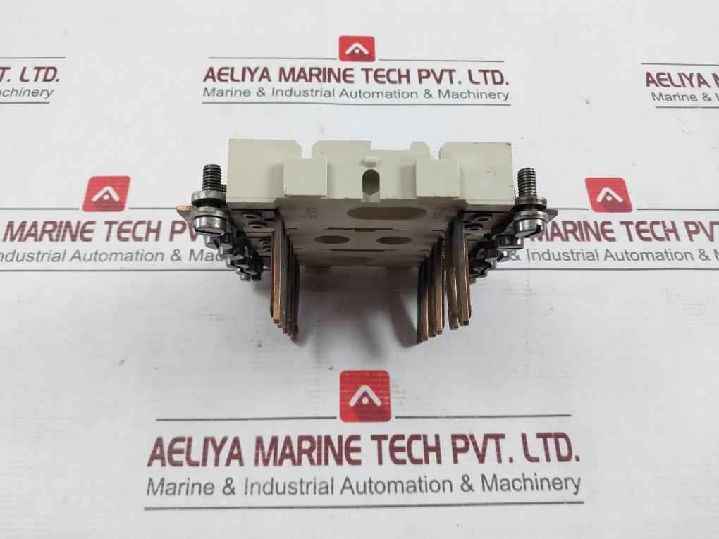 Weber 06-25061 Fuse Block 100A 660V