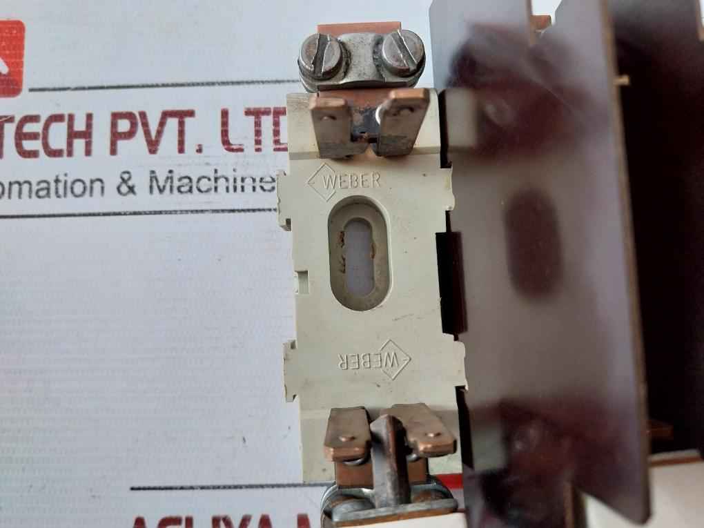 Weber 0636/21 Fuse Holder With Fuses Iec 269-2 500V