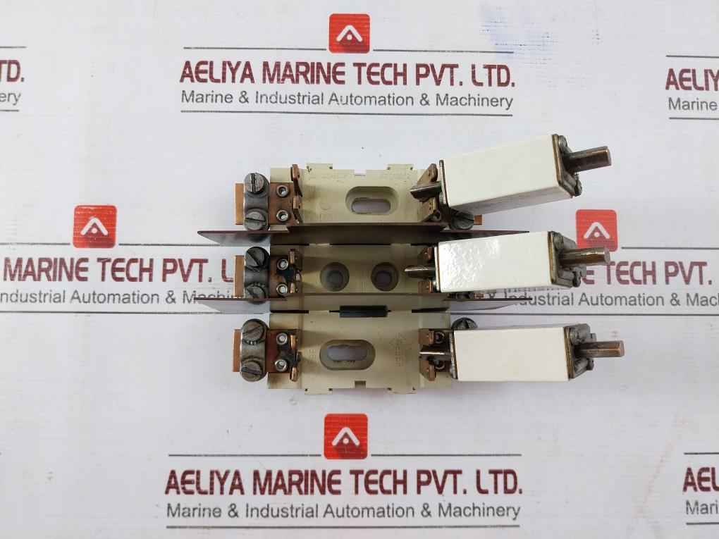 Weber 0636/21 Fuse Holder With Fuses Iec 269-2 500V