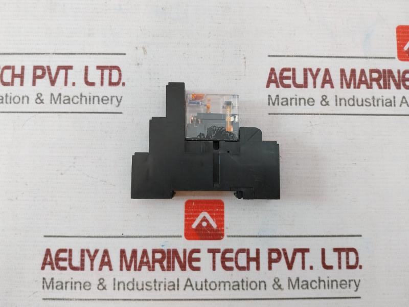 Weidmuller Src-i 2Co 8869490000 Relay With Socket Rci374Ac4 8A/250Vac