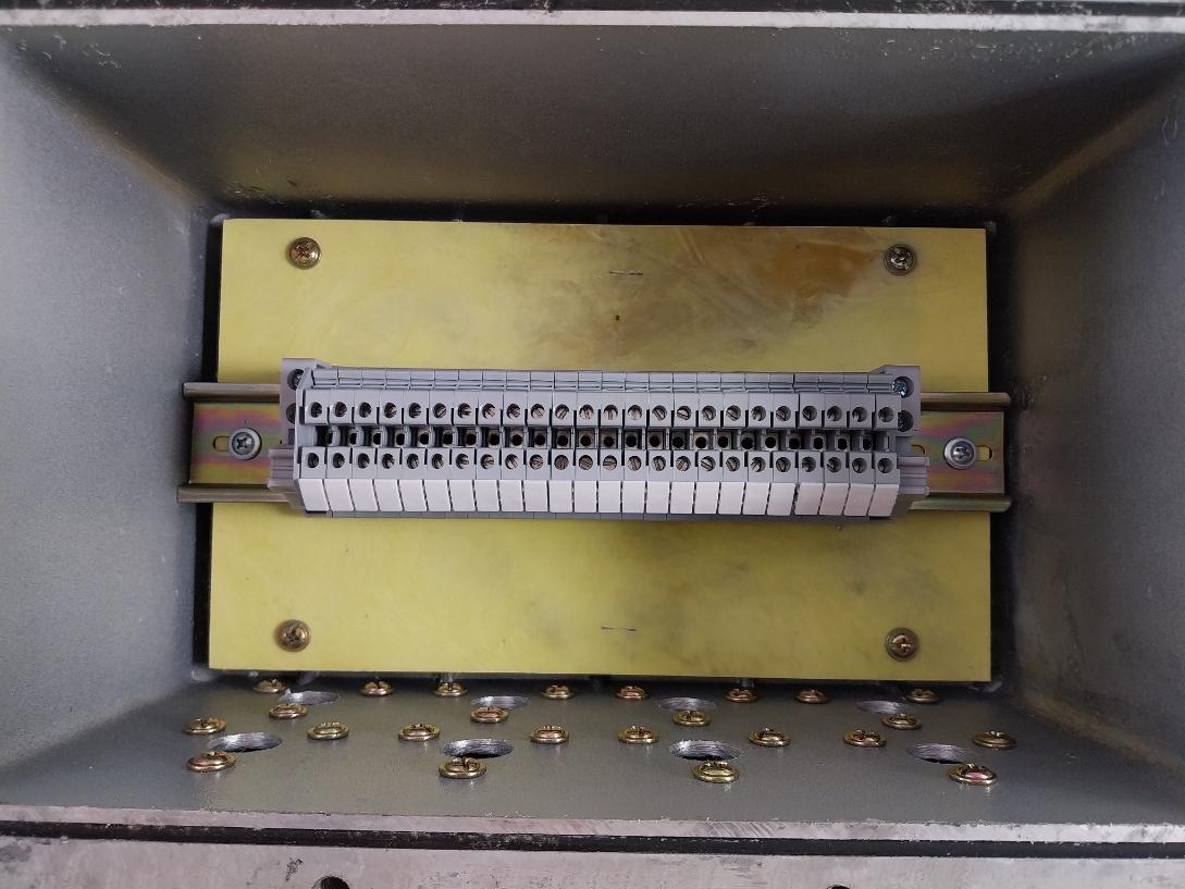 Wenzhou Qiming Bxk Explosion-proof Control Box 220/380V Ac