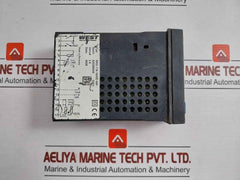 West 8800-114-1000E-069 Temperature Process Controller