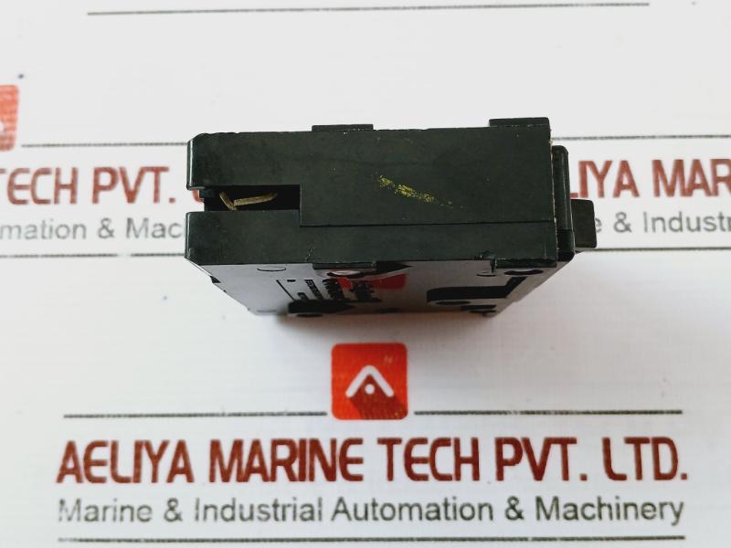 Westinghouse Cu-al Type Ba Circuit Breaker At 120/240 Volts Ac