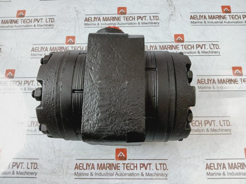 White 950320M8699Aaaaa Roller Stator Flow Divider