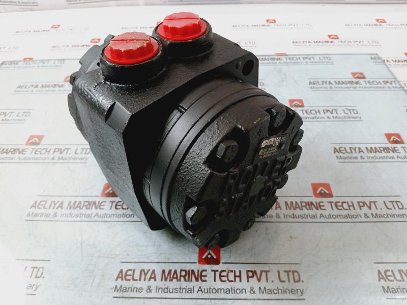 White 950320M8699Aaaaa Roller Stator Flow Divider