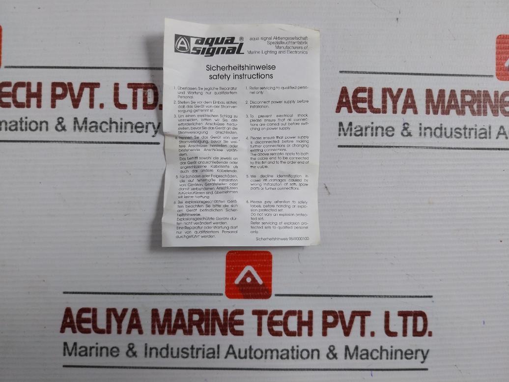 White Lens For Navigation Light By Aqua Signal E-8307000400
