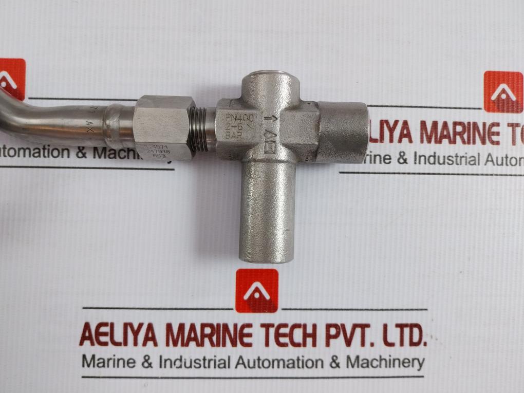 Wika 2-6 Bar Syphons & Connecting Pipe