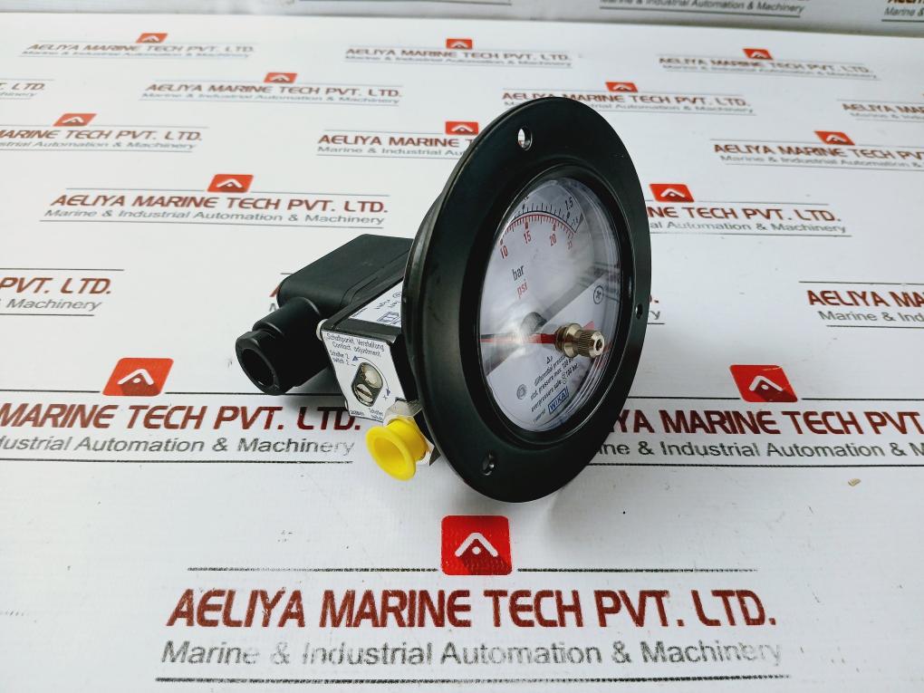 Wika 700.01.080 Differential Pressure Gauge 0-23 Psi, 0-1.6 Bar, 80mm