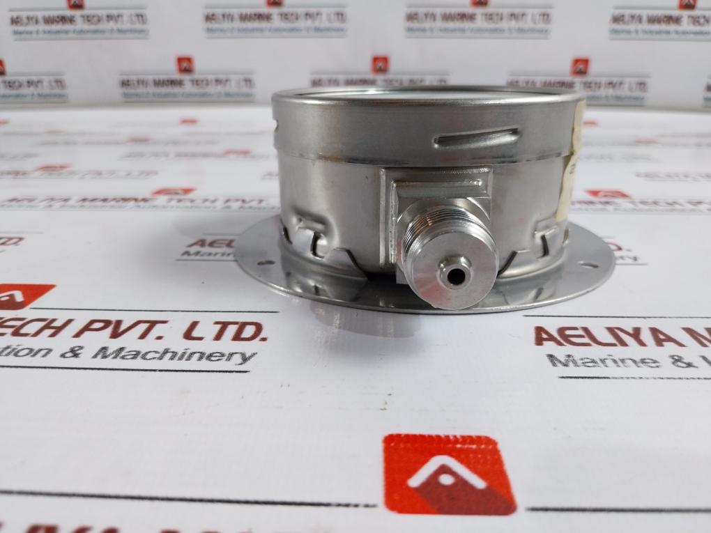 Wika En 837-1 Pressure Gauge 316L Liquid-filled Ø100 1/2” Bsp 0-4 Bar