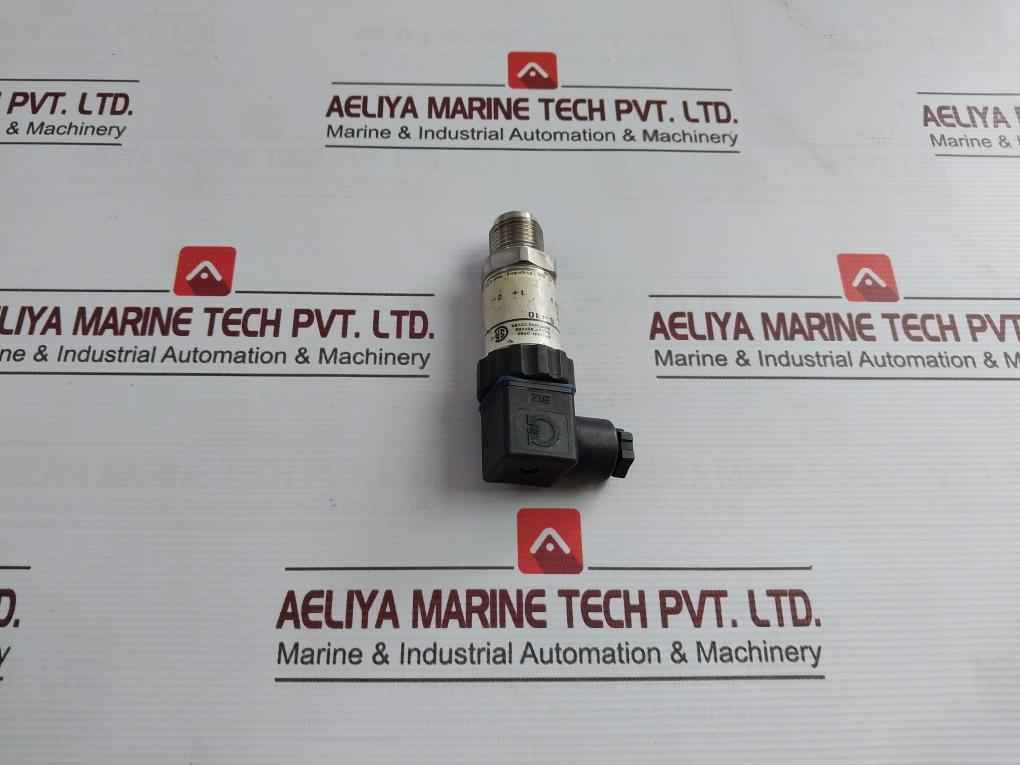Wika S-10 Pressure Transmitter 9013555 10-30V Dc 4-20 Ma