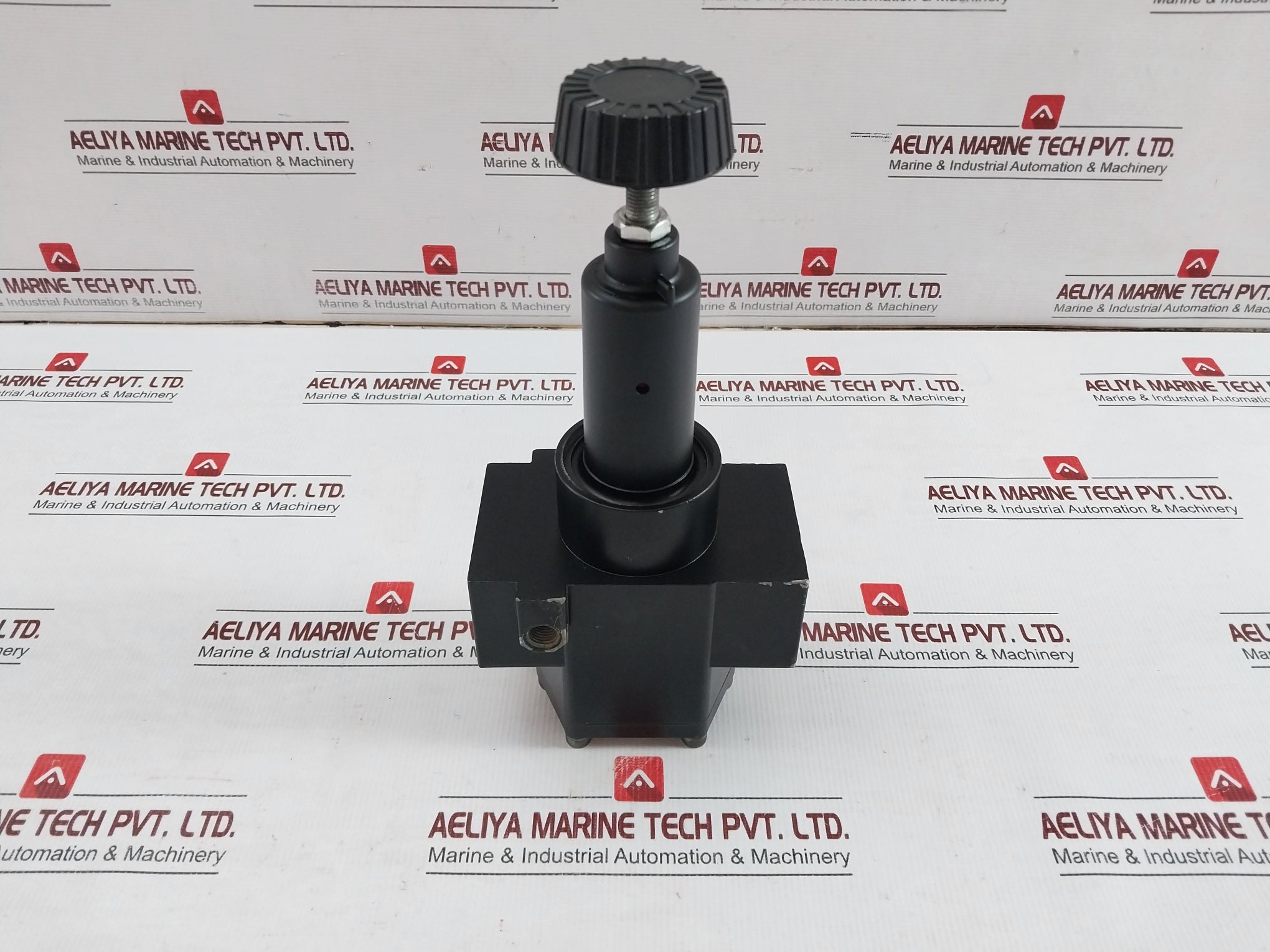 Wilkerson R40-0C-h00 Pneumatic Regulator